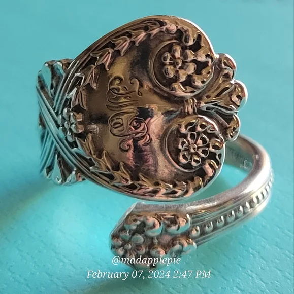 1889 Tiffany & Co. Saint James Spoon Ring in Sterling Silver Luxury jewelry #77 - Picture 10 of 16